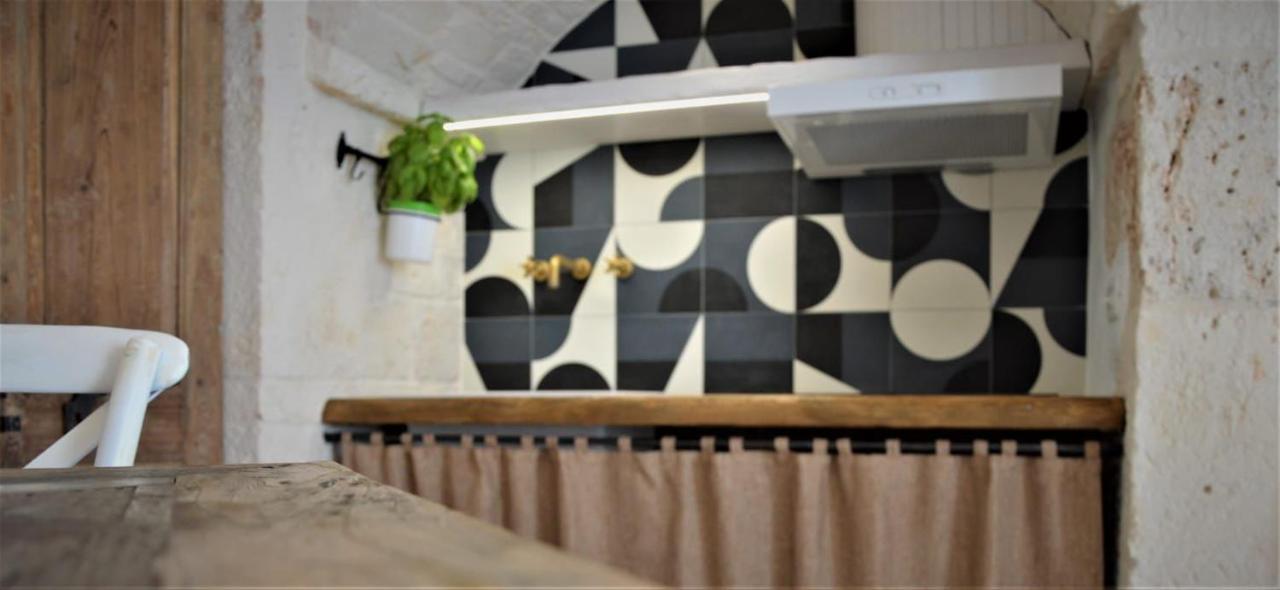 Lux - Exclusive Trulli Relax Apartment อัลเบโรเบลโล ภายนอก รูปภาพ